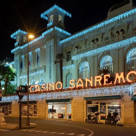 Casa Sanremo Tiziano Parking Gratis Spiaggia 15 Minuti A Piedi Екстер'єр фото