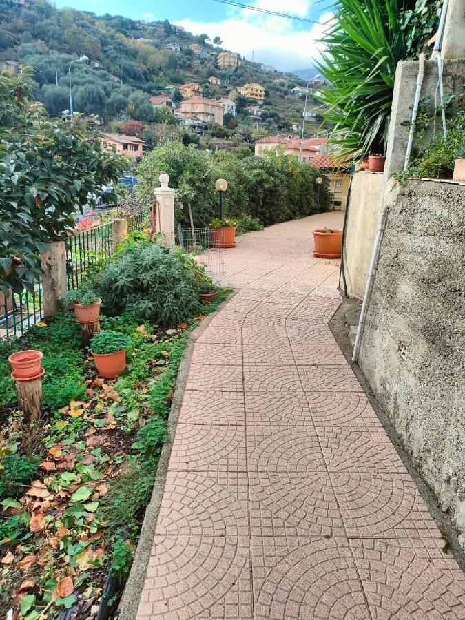 Casa Sanremo Tiziano Parking Gratis Spiaggia 15 Minuti A Piedi Екстер'єр фото